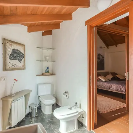 Cozy Holiday In San Mateo With Jacuzzi