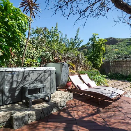 Cozy Holiday In San Mateo With Jacuzzi *