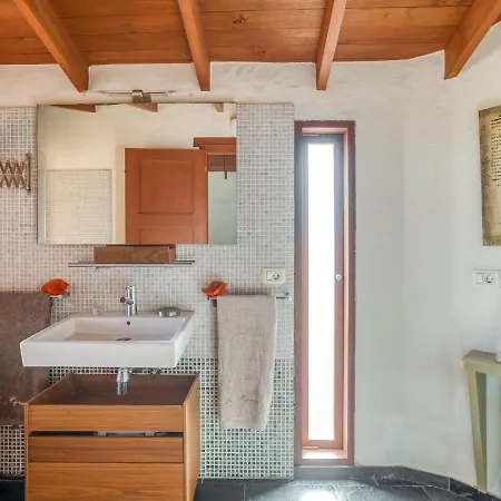 Cozy Holiday In San Mateo With Jacuzzi Вега де Сан Матео